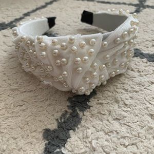 Pearl knot headband